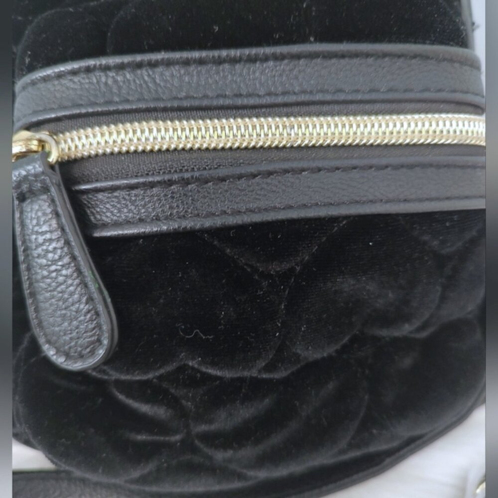 Betsey Johnson velvety quilted mini backpack EUC - Picture 7 of 7